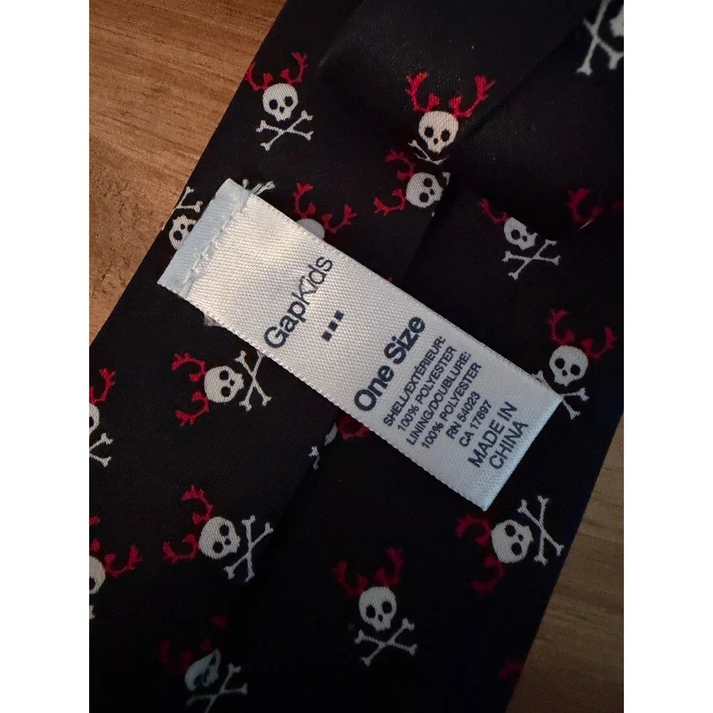 Gap Kids Black One Size Skull & Crossbones With Horns Tie Halloween